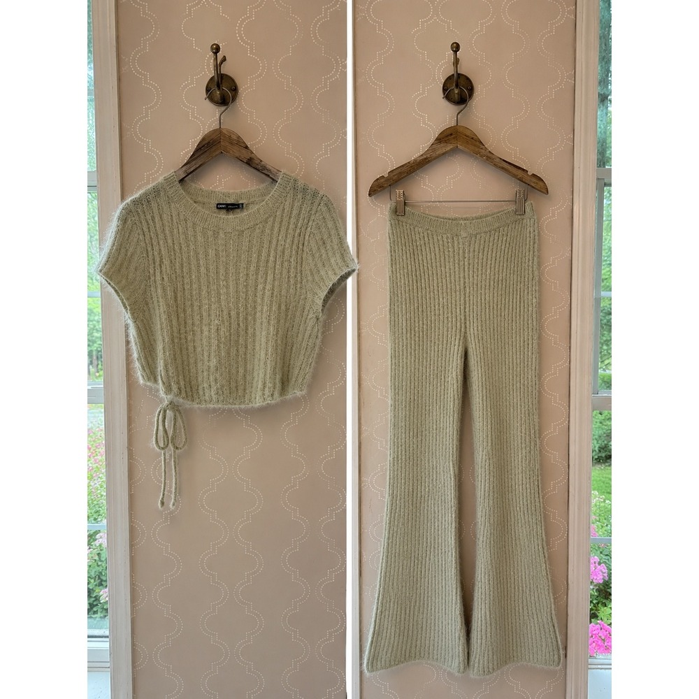 Carli Bybel x Missguided Ribbed Knit Crop Top & Flare Pants Set in Sage NWT Sz6